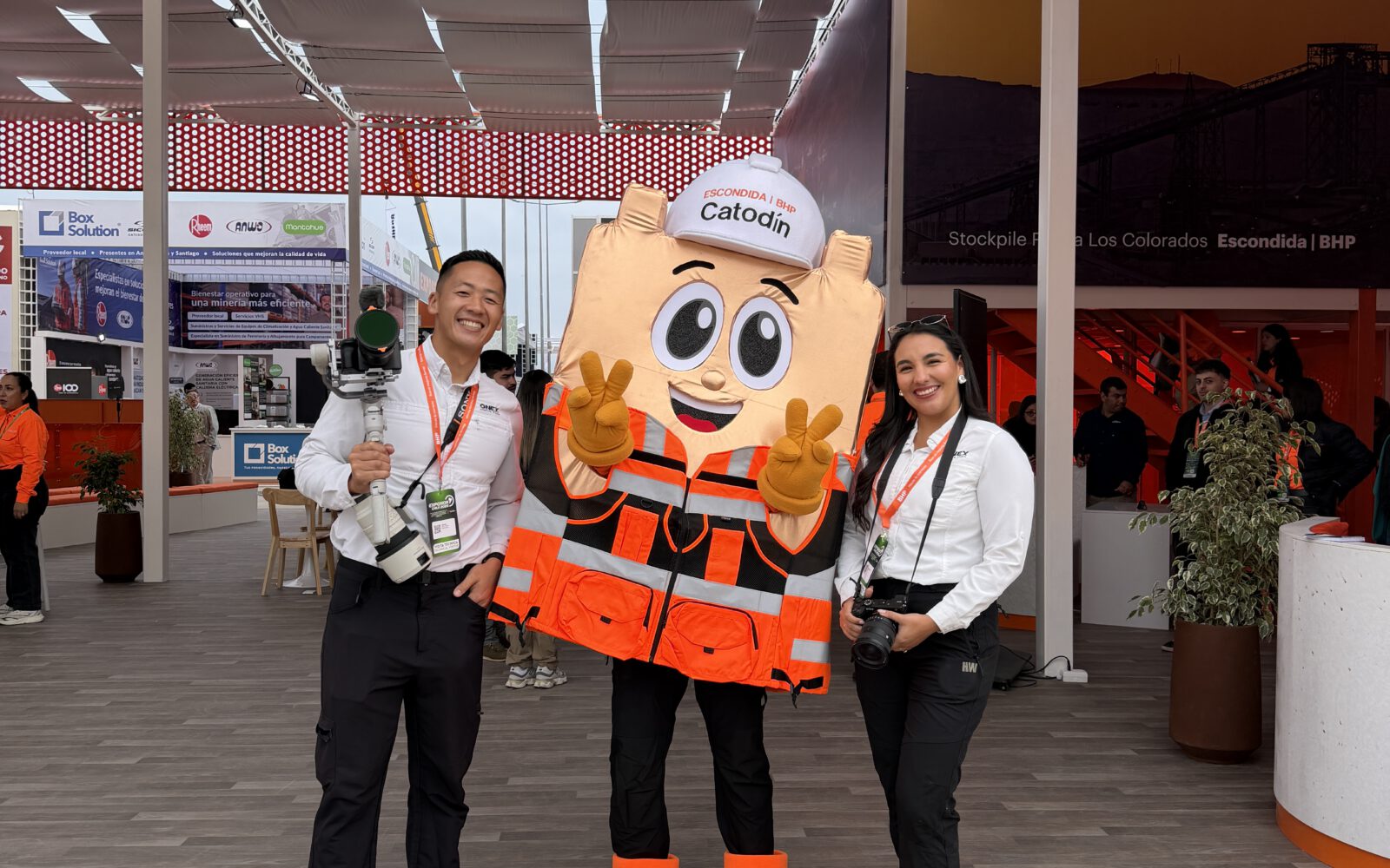 Ken Ota y Javiera Núñez, fundadores de ONEX